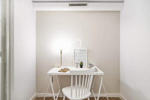 Huoneisto myytävänä Barcelona, Espanja, 2 makuuhuonetta, 66 m2 No. 192743 - kuva 17