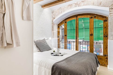 Huoneisto myytävänä Barcelona, Espanja, 2 makuuhuonetta, 66 m2 No. 192743 - kuva 28