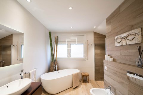 Huvila myytävänä Viladecans, Barcelona, Espanja, 4 makuuhuonetta, 348 m2 No. 192749 - kuva 13