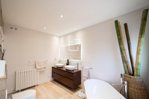 Huvila myytävänä Viladecans, Barcelona, Espanja, 4 makuuhuonetta, 348 m2 No. 192749 - kuva 14