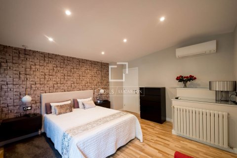 Huvila myytävänä Viladecans, Barcelona, Espanja, 4 makuuhuonetta, 348 m2 No. 192749 - kuva 12