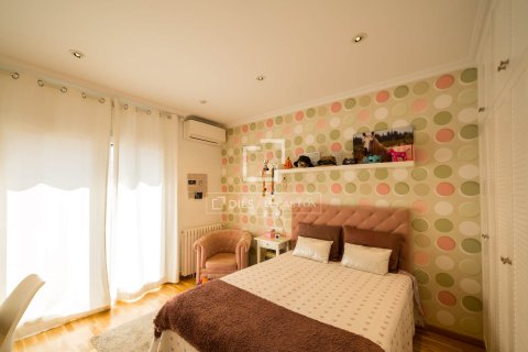 Huvila myytävänä Viladecans, Barcelona, Espanja, 4 makuuhuonetta, 348 m2 No. 192749 - kuva 19