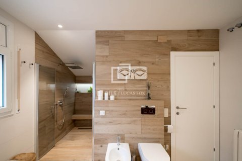 Huvila myytävänä Viladecans, Barcelona, Espanja, 4 makuuhuonetta, 348 m2 No. 192749 - kuva 15