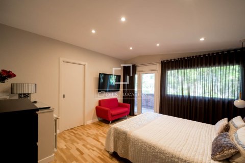 Huvila myytävänä Viladecans, Barcelona, Espanja, 4 makuuhuonetta, 348 m2 No. 192749 - kuva 11