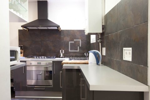 Huoneisto myytävänä Barcelona, Espanja, 7 makuuhuonetta, 173 m2 No. 192746 - kuva 25