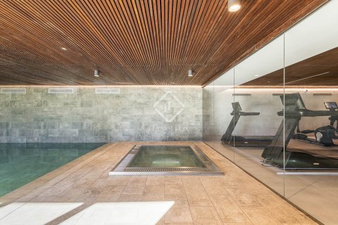 Huoneisto myytävänä Esplugues de Llobregat, Barcelona, Espanja, 2 makuuhuonetta, 98 m2 No. 192748 - kuva 15
