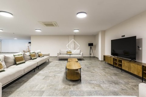 Huoneisto myytävänä Esplugues de Llobregat, Barcelona, Espanja, 2 makuuhuonetta, 98 m2 No. 192748 - kuva 9
