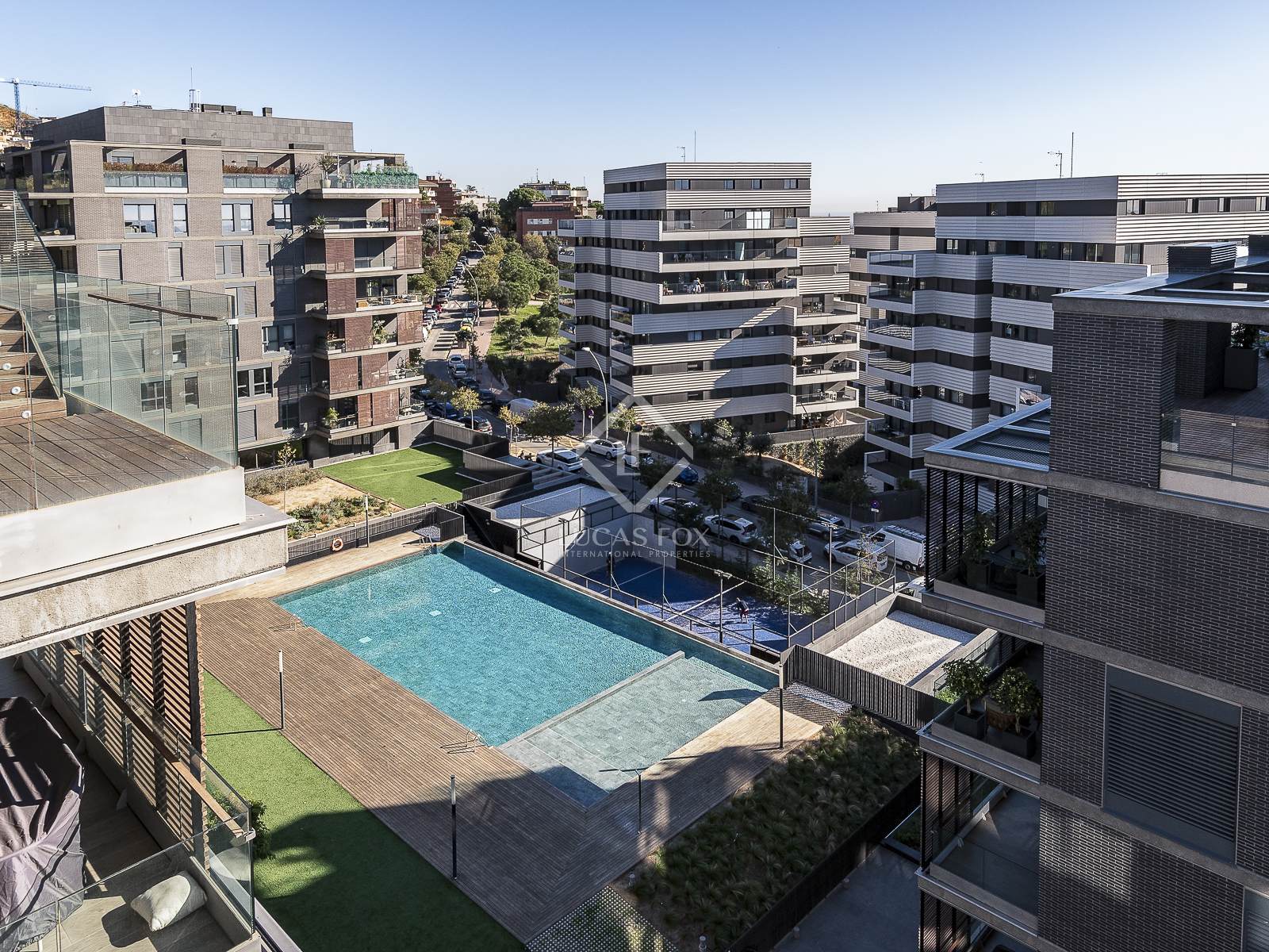 Huoneisto Esplugues de Llobregat, Barcelona, Espanja 2 makuuhuonetta, 98 m2 No. 192748