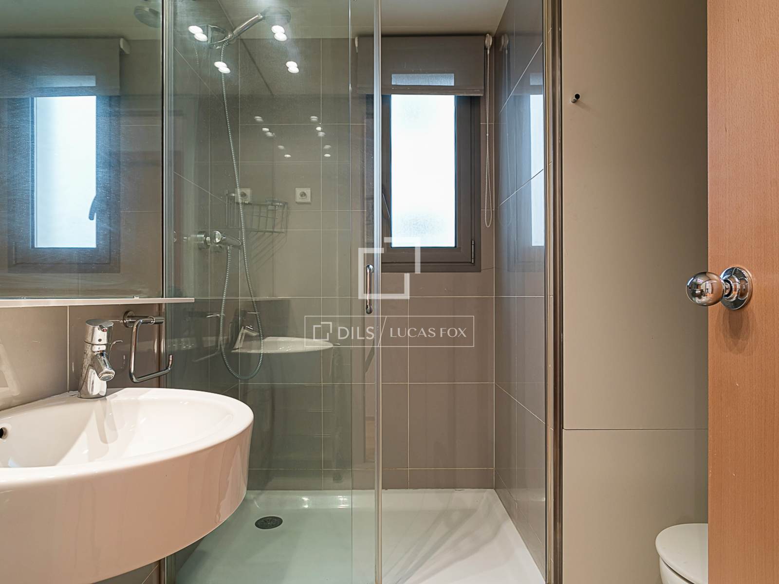 Apartament w Barcelona, Hiszpania 3 sypialnie, 82 mkw. nr 192745