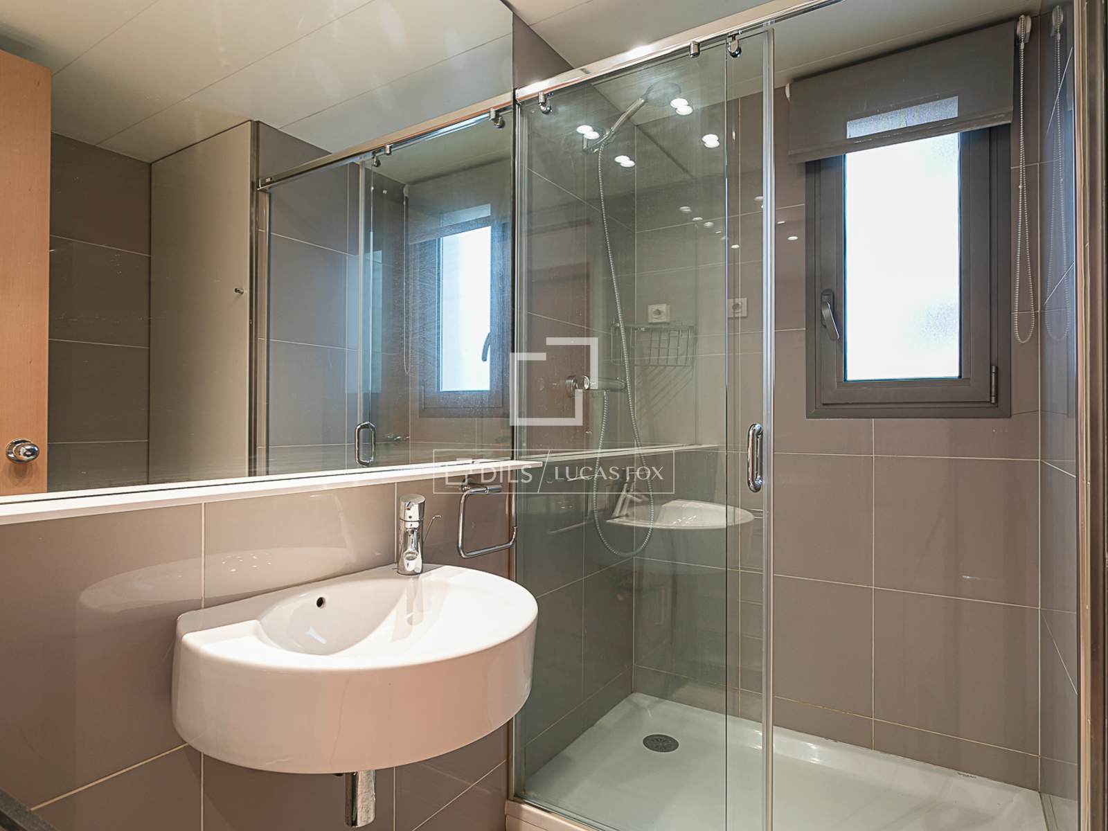 Apartament w Barcelona, Hiszpania 3 sypialnie, 82 mkw. nr 192745