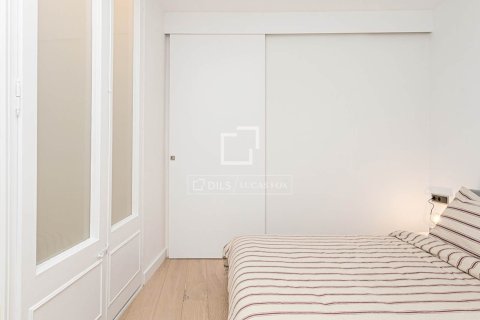 Huoneisto myytävänä Barcelona, Espanja, 2 makuuhuonetta, 85 m2 No. 192744 - kuva 25
