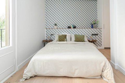 Huoneisto myytävänä Barcelona, Espanja, 2 makuuhuonetta, 85 m2 No. 192744 - kuva 20