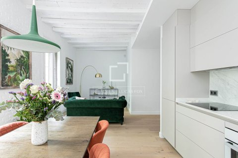 Huoneisto myytävänä Barcelona, Espanja, 2 makuuhuonetta, 85 m2 No. 192744 - kuva 8
