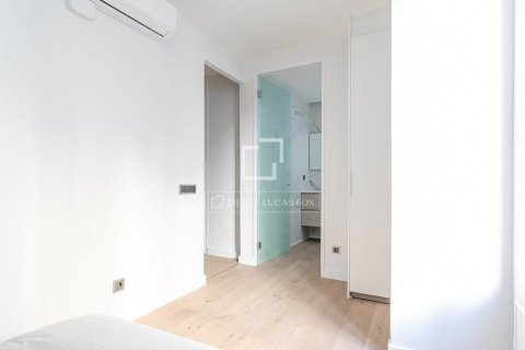 Huoneisto myytävänä Barcelona, Espanja, 2 makuuhuonetta, 85 m2 No. 192744 - kuva 21