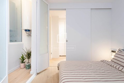 Huoneisto myytävänä Barcelona, Espanja, 2 makuuhuonetta, 85 m2 No. 192744 - kuva 26