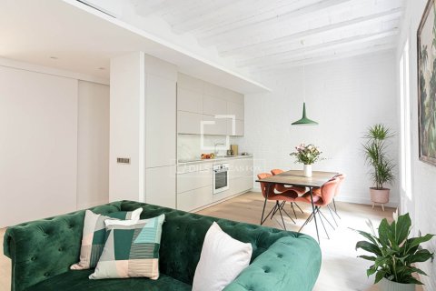 Huoneisto myytävänä Barcelona, Espanja, 2 makuuhuonetta, 85 m2 No. 192744 - kuva 13