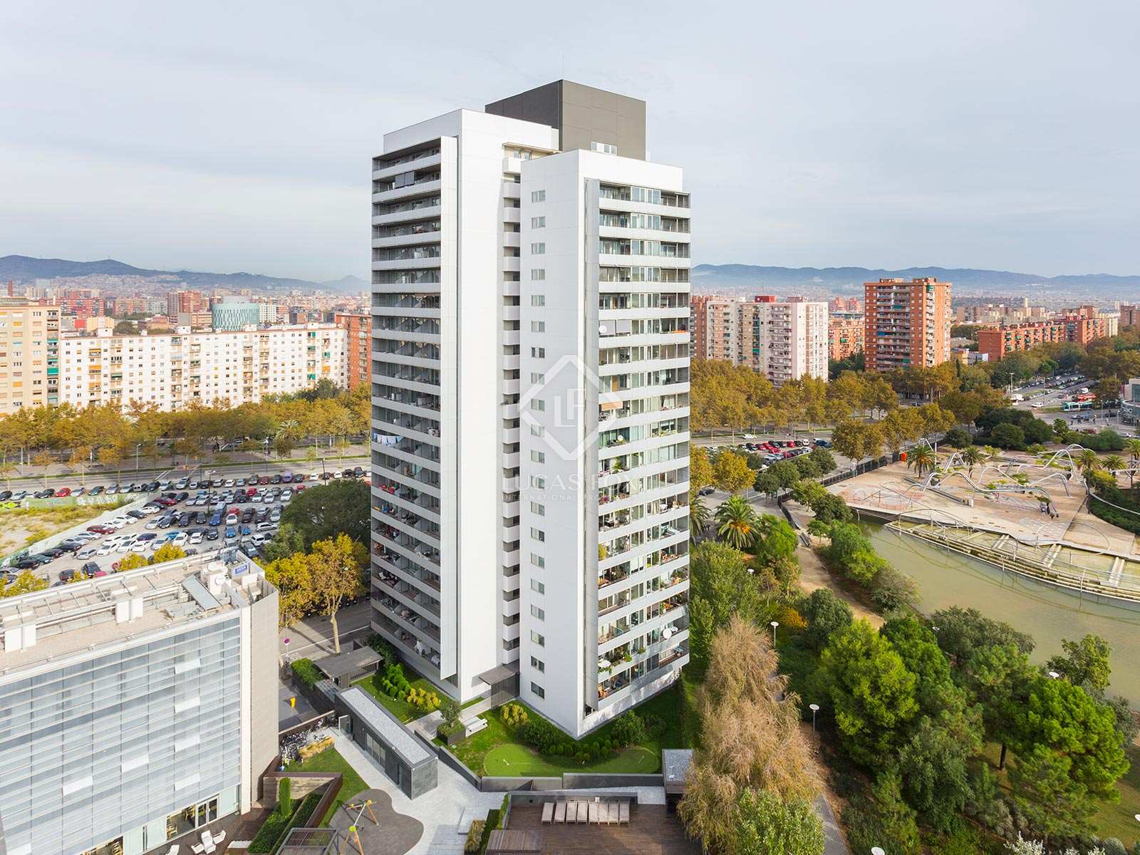 Dzīvoklis Barcelona, Spānijā 2 istabas, 98 m2 Nr. 192747