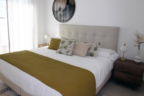 Kaupunkipientalo myytävänä Pilar de la Horadada, Alicante, Espanja, 3 makuuhuonetta, 107 m2 No. 141755 - kuva 19