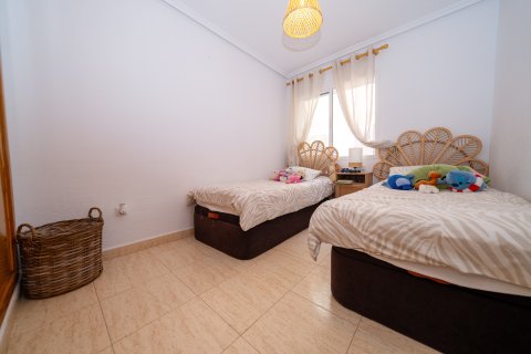 Apartamento en venta en Torre de la Horadada, Alicante, España 2 dormitorios, 72 m2 No. 192018 - foto 18