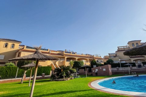 Apartamento en venta en Torre de la Horadada, Alicante, España 2 dormitorios, 72 m2 No. 192018 - foto 30