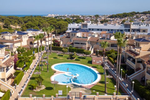 Apartamento en Torre de la Horadada, Alicante, España 2 dormitorios, 72 m2 No. 192018