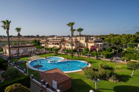 Apartamento en venta en Torre de la Horadada, Alicante, España 2 dormitorios, 72 m2 No. 192018 - foto 24