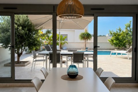 Villa en venta en San Miguel de Salinas, Alicante, España 3 dormitorios, 125 m2 No. 192021 - foto 6