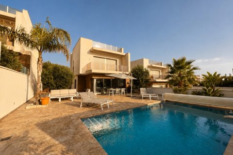 Villa en San Miguel de Salinas, Alicante, España 3 dormitorios, 125 m2 No. 192021