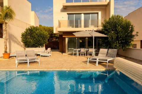 Villa en venta en San Miguel de Salinas, Alicante, España 3 dormitorios, 125 m2 No. 192021 - foto 3