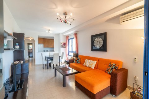 Apartamento en venta en Dehesa De Campoamor, Alicante, España 2 dormitorios, 69 m2 No. 192019 - foto 5