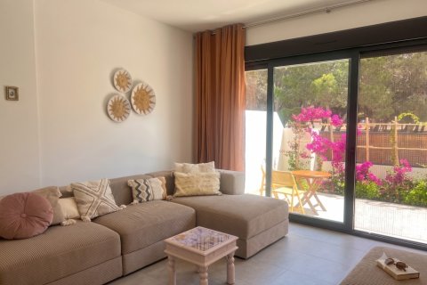 Apartamento en venta en Alicante, España 3 dormitorios, 102 m2 No. 192020 - foto 2