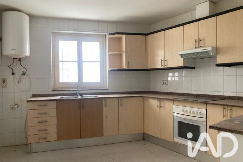 Apartament w Cubelles, Barcelona, Hiszpania 4 sypialnie, 150 mkw. nr 187593 – zdjęcie 6