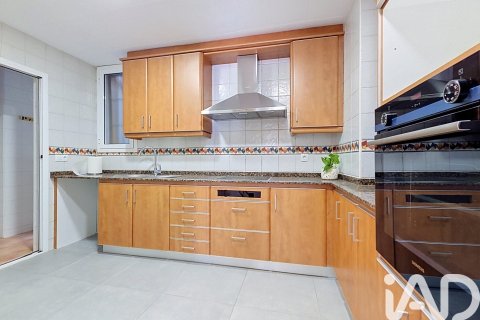 Apartament w Barcelona, Hiszpania 3 sypialnie, 92 mkw. nr 187589 – zdjęcie 11