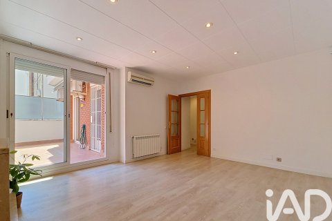 Apartament w Barcelona, Hiszpania 3 sypialnie, 92 mkw. nr 187589 – zdjęcie 3