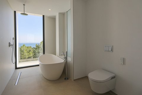 Villa till salu i Costa D'en Blanes, Mallorca, Spanien 4 sovrum, 300 kvm. Nr. 147996 - foto 14