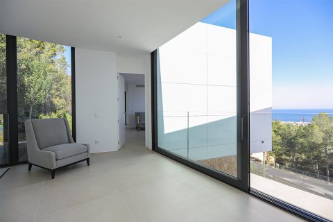 Villa till salu i Costa D'en Blanes, Mallorca, Spanien 4 sovrum, 300 kvm. Nr. 147996 - foto 16