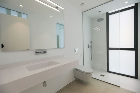 Villa till salu i Costa D'en Blanes, Mallorca, Spanien 4 sovrum, 300 kvm. Nr. 147996 - foto 11