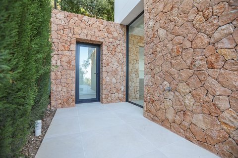 Villa till salu i Costa D'en Blanes, Mallorca, Spanien 4 sovrum, 300 kvm. Nr. 147996 - foto 26