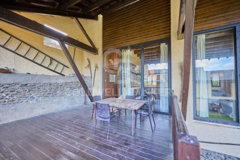 Villa in Spanien 6 Schlafzimmer, 240 m2 Nr. 158585