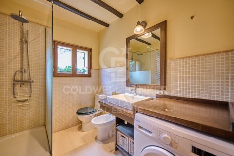 Villa in vendita in Spagna 6 camere da letto, 240 mq. N° 158585 - foto 24