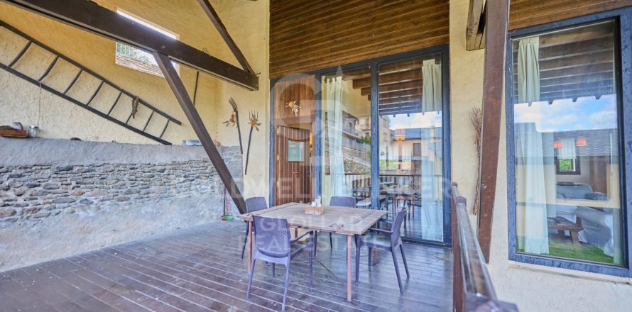Huvila Espanja 6 makuuhuonetta, 240 m2 No. 158585
