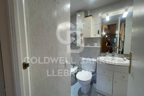 Talo myytävänä Barcelona, Espanja, 2 makuuhuonetta, 85 m2 No. 158582 - kuva 14