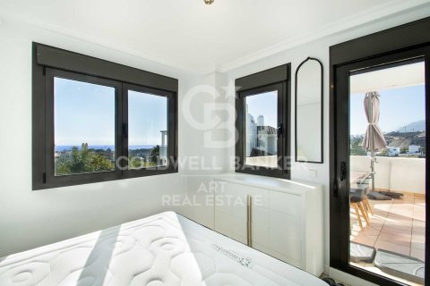 Takvåning till salu i Estepona, Malaga, Spanien 2 sovrum, 110 kvm. Nr. 158587 - foto 15