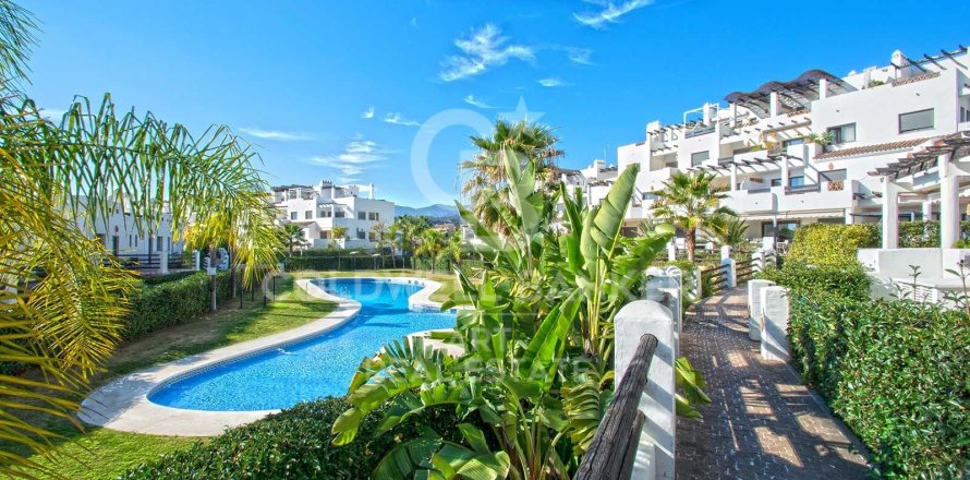 Takvåning i Estepona, Malaga, Spanien 2 sovrum, 110 kvm. Nr. 158587