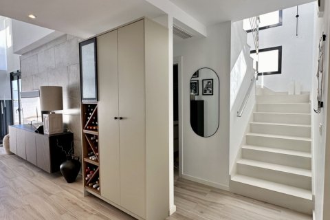 Huvila myytävänä Cabo Roig, Alicante, Espanja, 3 makuuhuonetta, 128 m2 No. 139550 - kuva 5