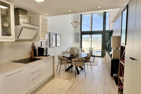 Huvila myytävänä Cabo Roig, Alicante, Espanja, 3 makuuhuonetta, 128 m2 No. 139550 - kuva 2
