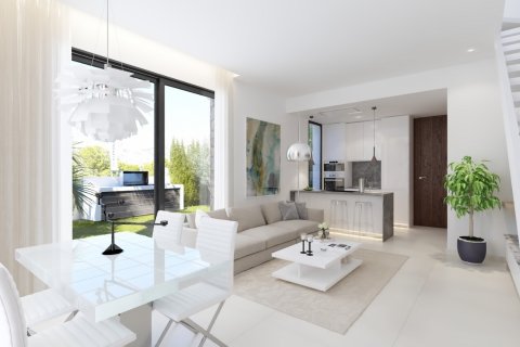 Townhouse for sale in Alicante, Spain 3 bedrooms, 106 sq.m. No. 145482 - photo 3