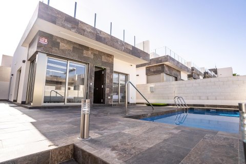 Villa for sale Orihuela, Alicante, Spain 3 bedrooms, 157 sq.m. No. 76700 - photo 1