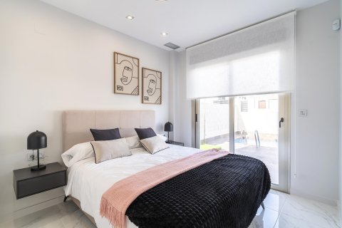 Villa for sale Orihuela, Alicante, Spain 3 bedrooms, 157 sq.m. No. 76700 - photo 14