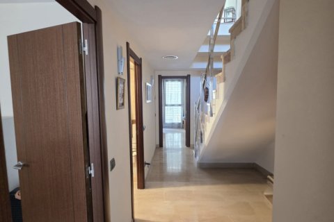 Продажа дуплекса в Л'Аметлья-де-Мар, Таррагона, Испания 3 спальни, 96м2 №187934 - фото 15
